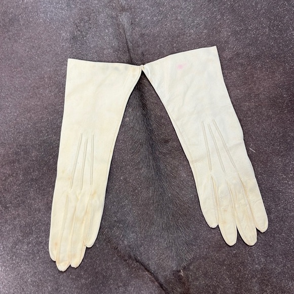 Trimingham's Accessories - Leather VTG Trimmingham Brothers Bermuda Kid Gloves